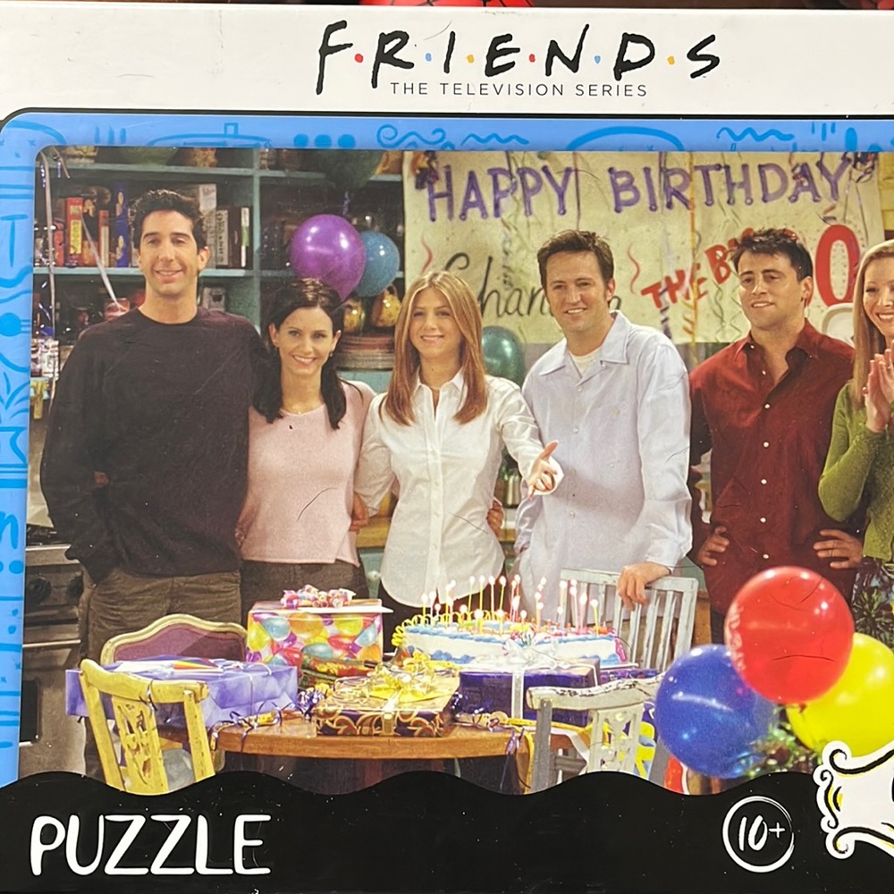FRIENDS 1000pc Puzzle!
